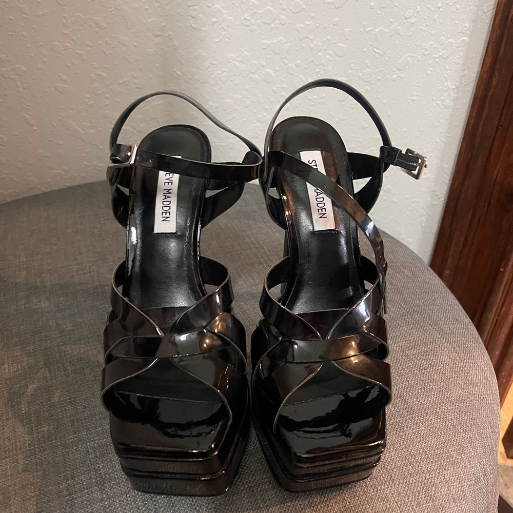 Steve Madden black high heels sandals. Stunning shiny finish. Size 7.5